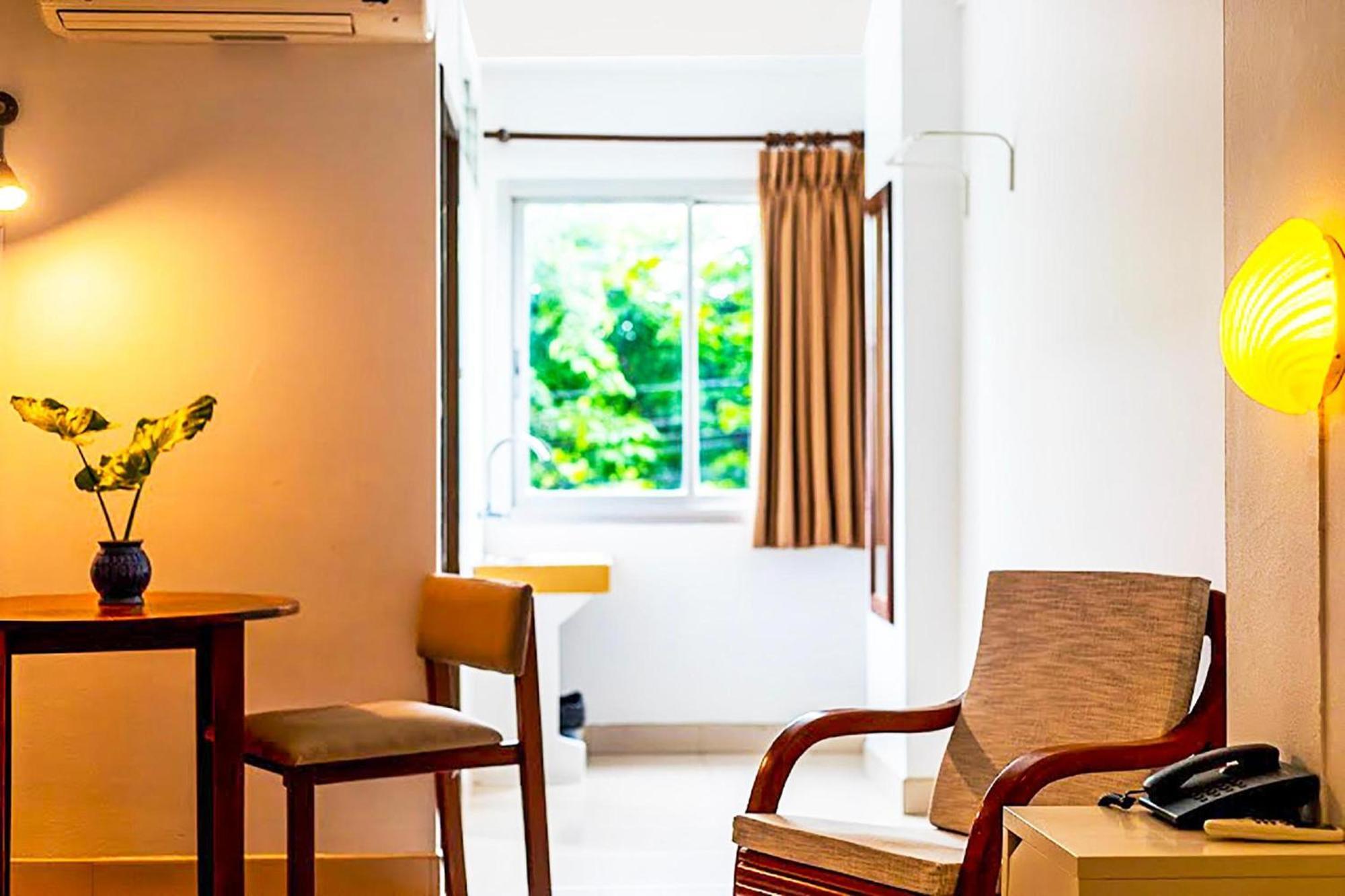 בנגקוק Collection O Howard Square Boutique Hotel מראה חיצוני תמונה