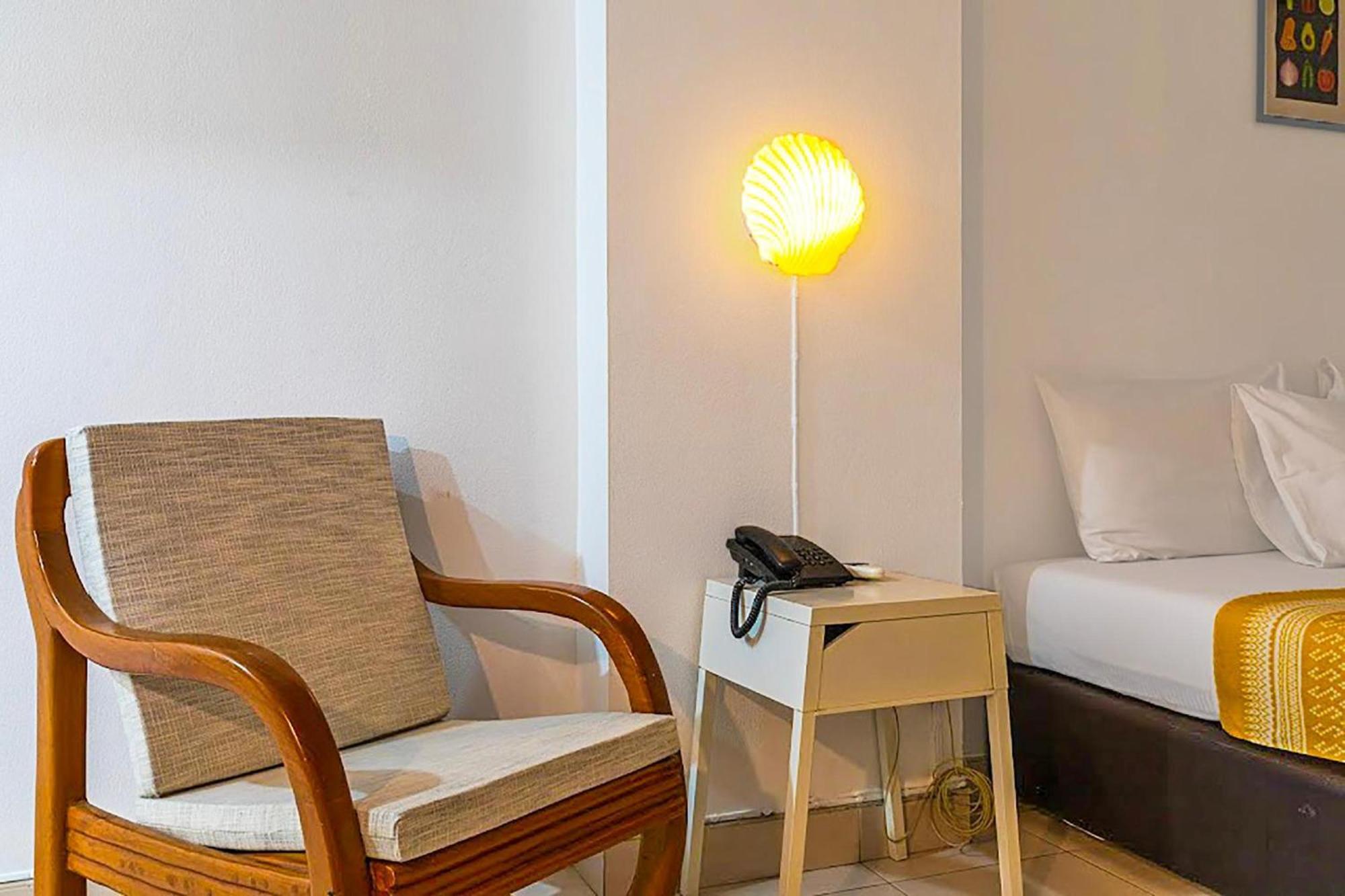 בנגקוק Collection O Howard Square Boutique Hotel מראה חיצוני תמונה