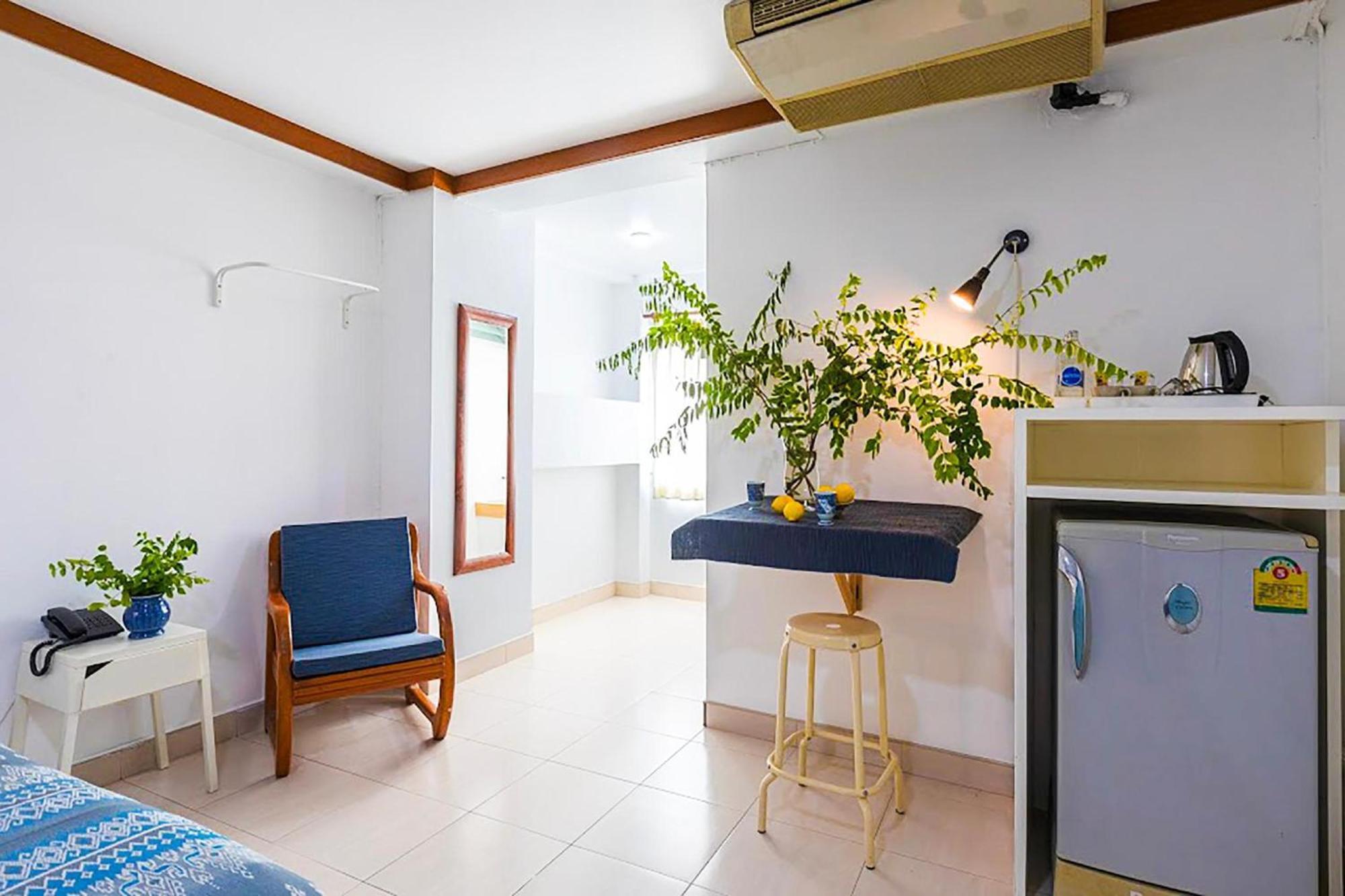 בנגקוק Collection O Howard Square Boutique Hotel מראה חיצוני תמונה