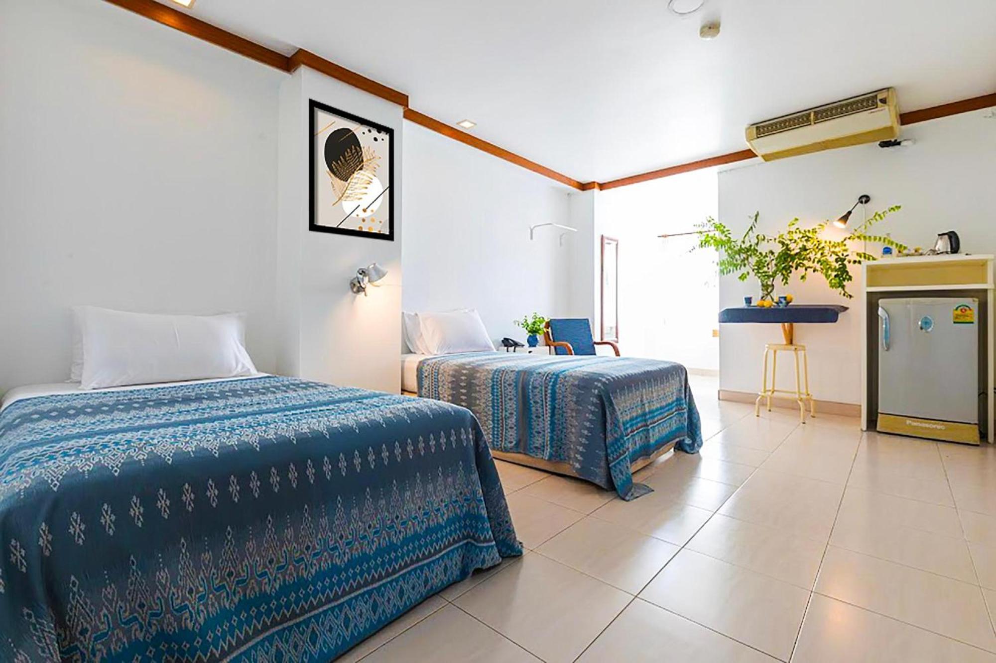 בנגקוק Collection O Howard Square Boutique Hotel מראה חיצוני תמונה