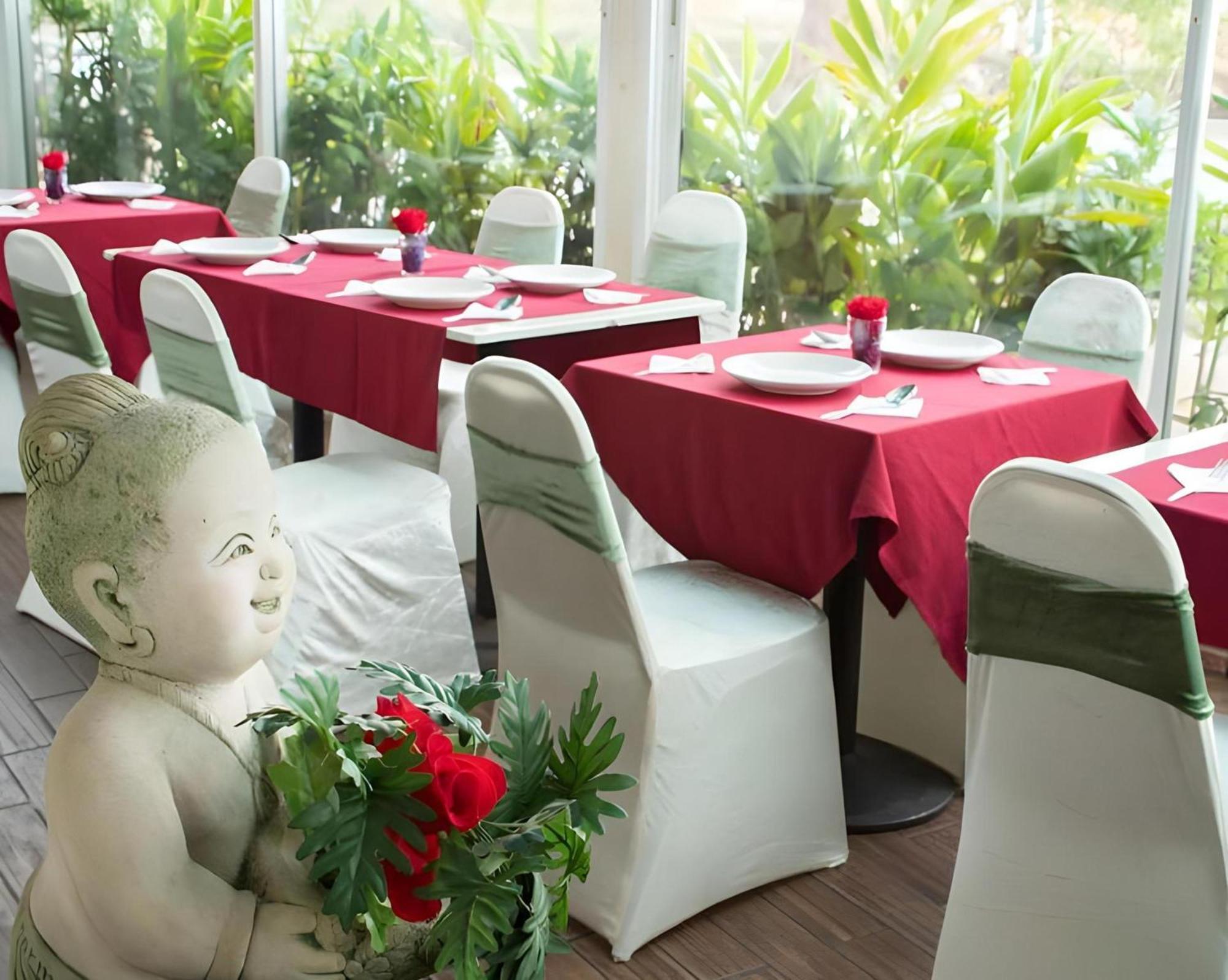 בנגקוק Collection O Howard Square Boutique Hotel מראה חיצוני תמונה